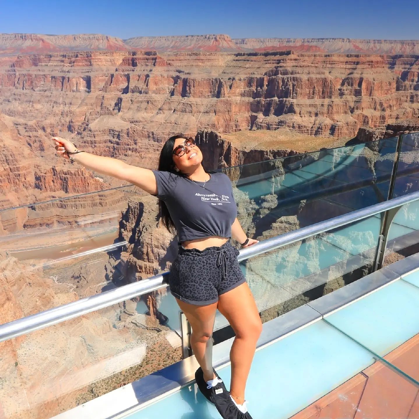 grand canyon helicopter ride skywalk